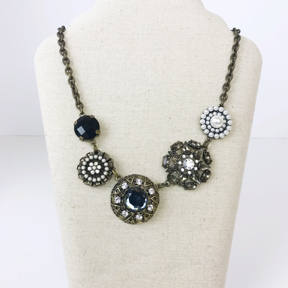 Lia Sophia “Curio” gold statement necklace 17”-20”